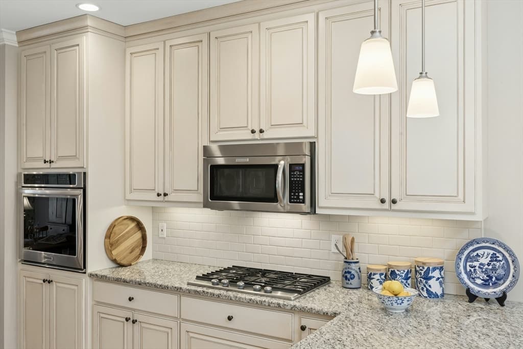 Condominium at 14 Lydias Way # 14, Northborough MA 01532, photo 14 of 42