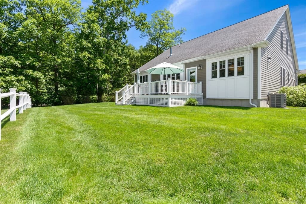 Condominium at 1 Back Nine Drive # 1, Haverhill MA 01832, photo 19 of 23