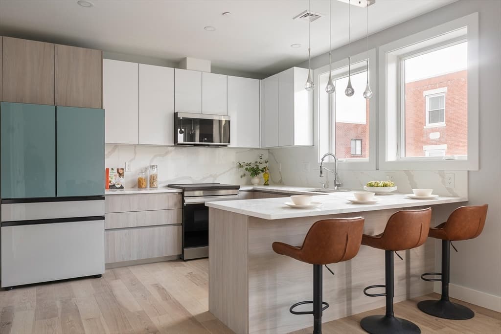 Condominium at 181 Maverick Street PH, Boston MA 02128, photo 2 of 17