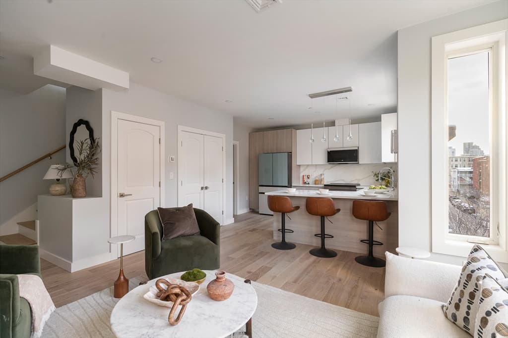 Condominium at 181 Maverick Street PH, Boston MA 02128, photo 7 of 17