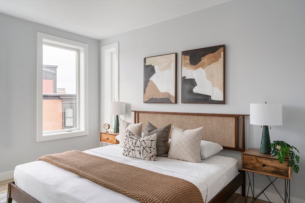 Condominium at 181 Maverick Street PH, Boston MA 02128, photo 14 of 17