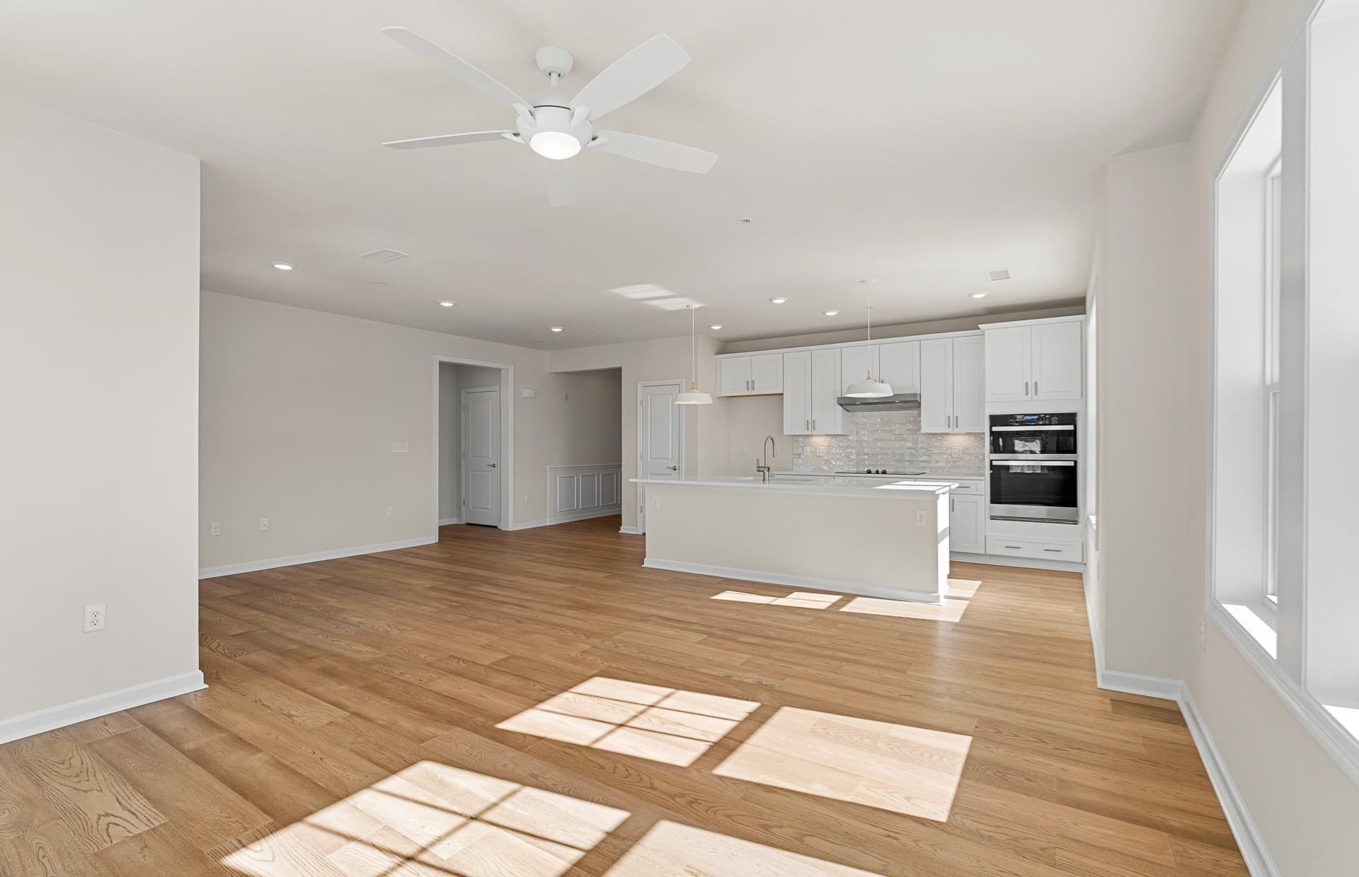 Condominium at 320 Martins Landing # 401, North Reading MA 01864, photo 13 of 41