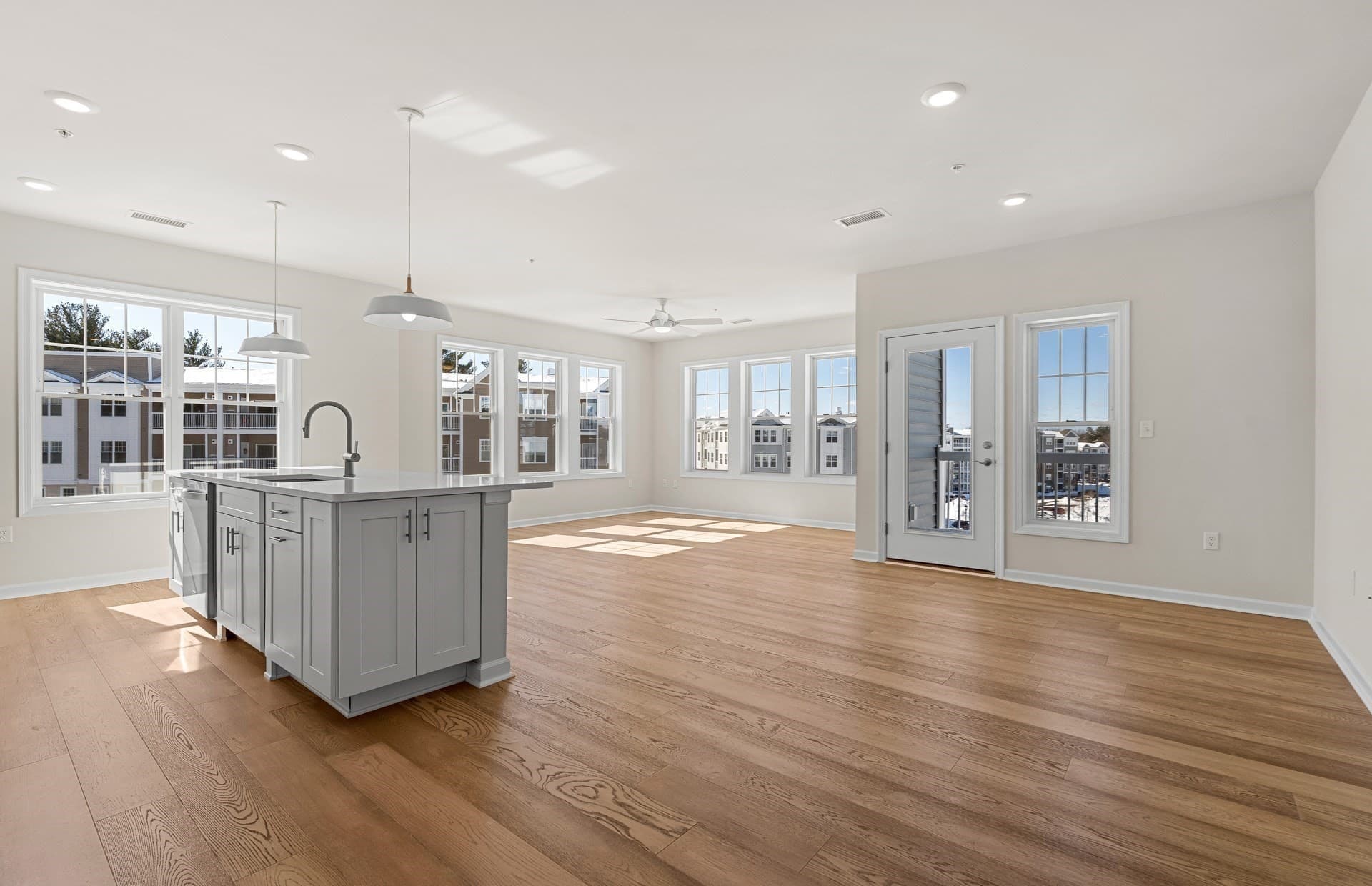 Condominium at 320 Martins Landing # 401, North Reading MA 01864, photo 11 of 41