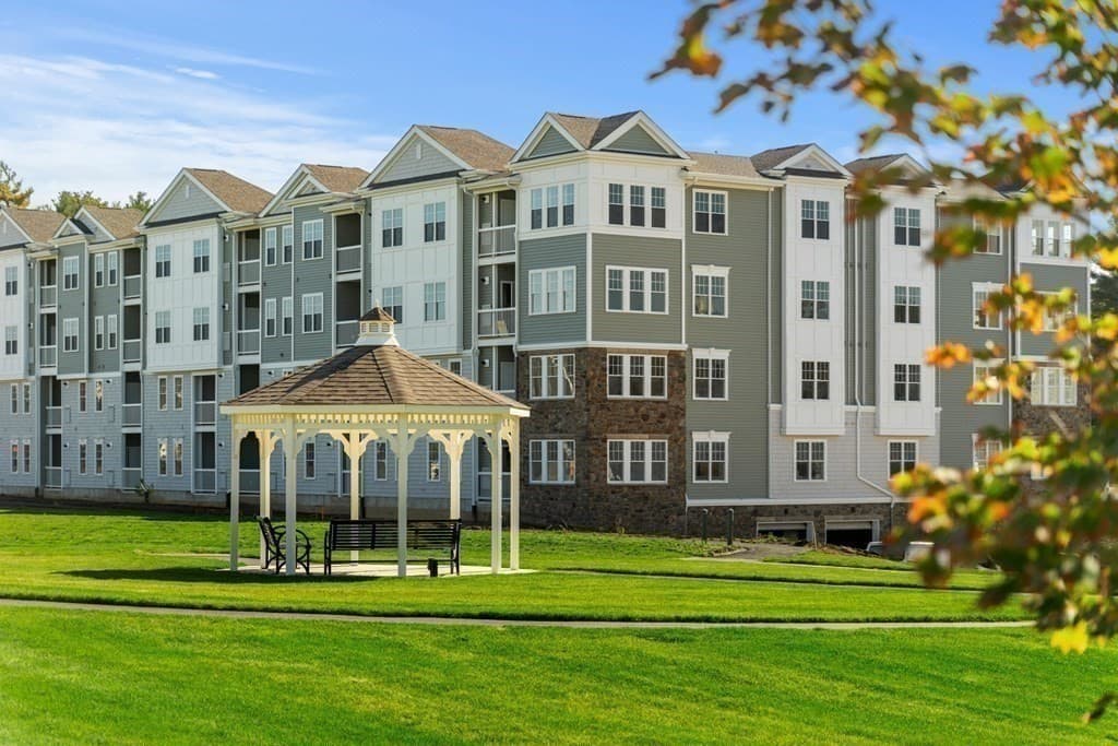 Condominium at 320 Martins Landing # 401, North Reading MA 01864, photo 31 of 41