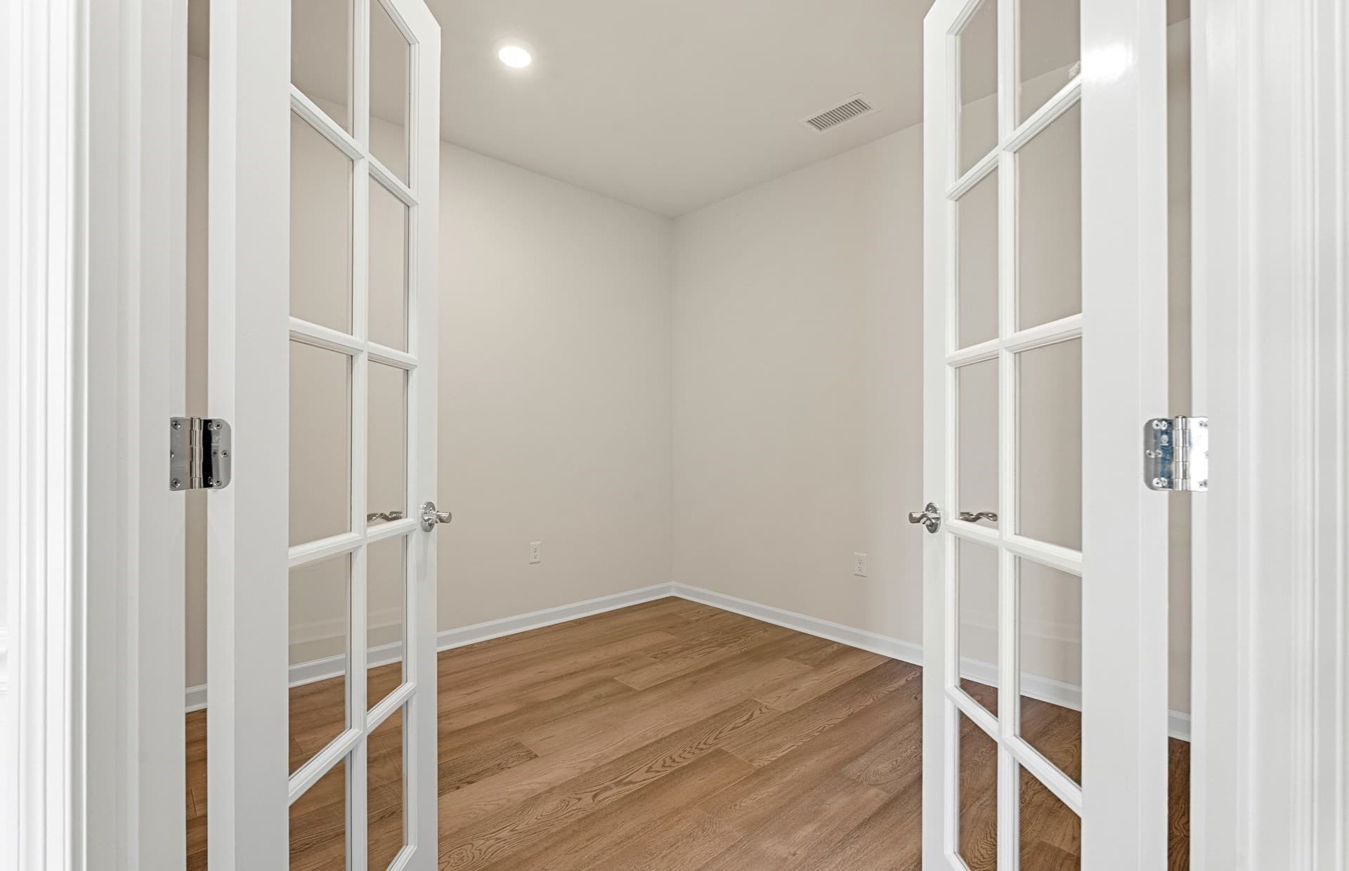 Condominium at 320 Martins Landing # 401, North Reading MA 01864, photo 4 of 41
