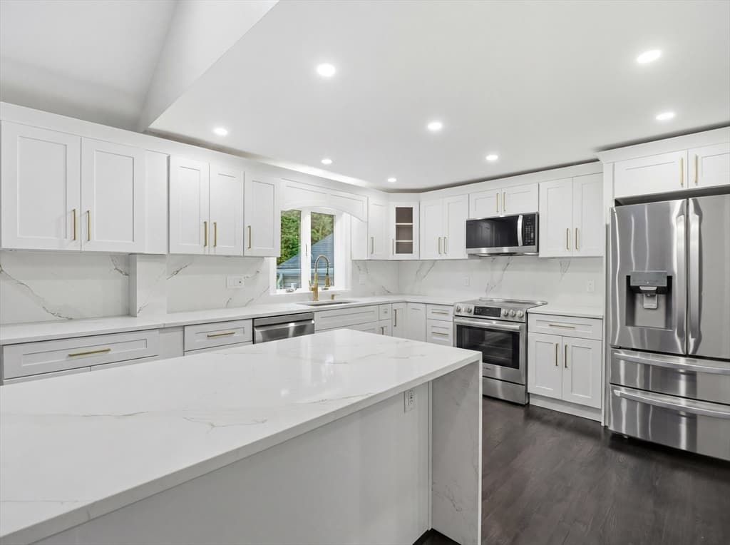 1126 Plymouth St, East Bridgewater MA 02333 photo 6