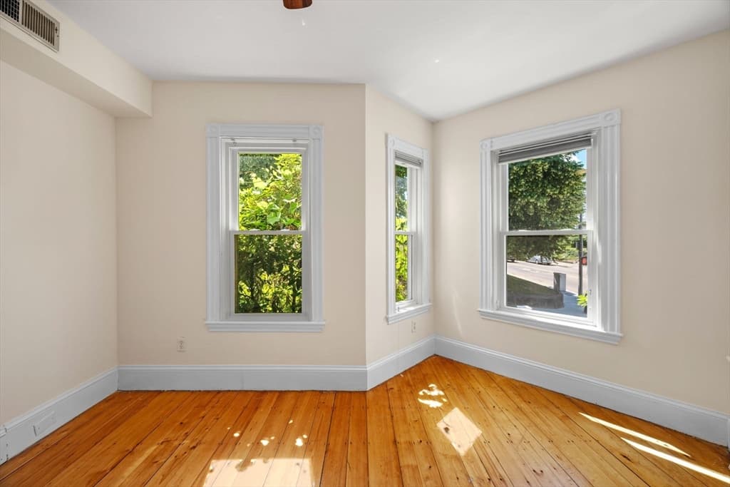 Condominium at 101-103 Wachusett St # 1, Boston MA 02130, photo 23 of 37