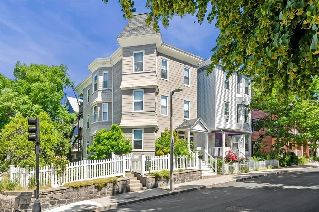 Condominium at 101-103 Wachusett St # 1, Boston MA 02130, photo 3 of 37