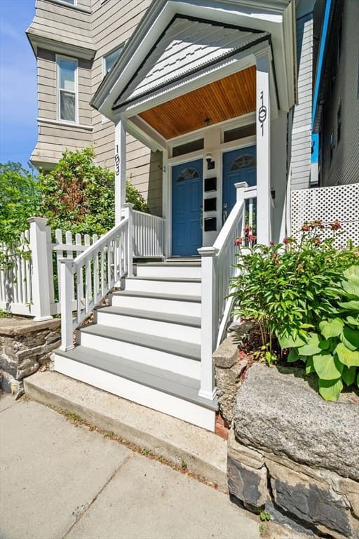 Condominium at 101-103 Wachusett St # 1, Boston MA 02130, photo 4 of 37