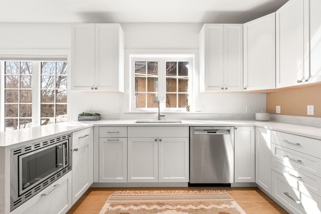 21 Crowninshield Rd # 21, Brookline MA 02446 photo 7