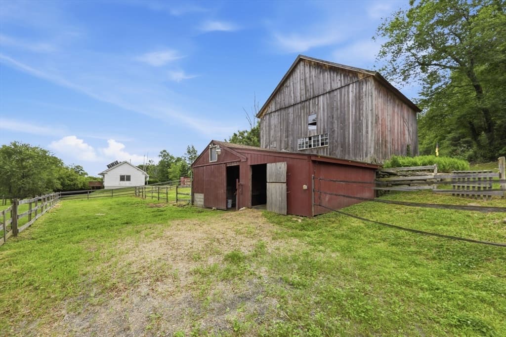 11 James Rd, Upton MA 01568 photo 36