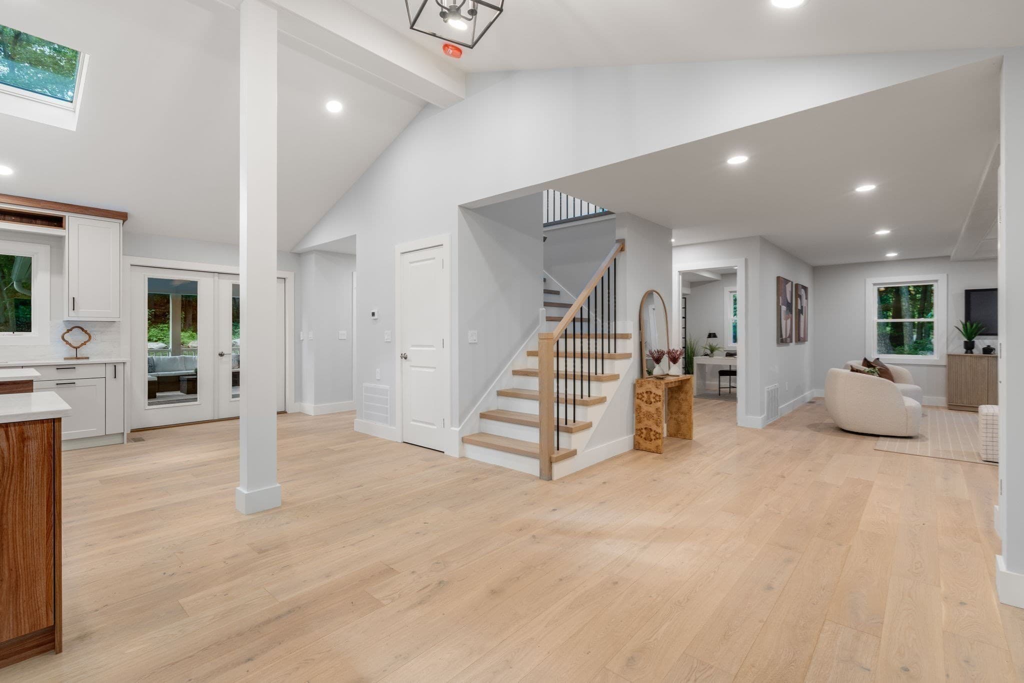 Single Family Residence at 184 Bedford Rd, Lincoln MA 01773, Lincoln, photo 4 of 33
