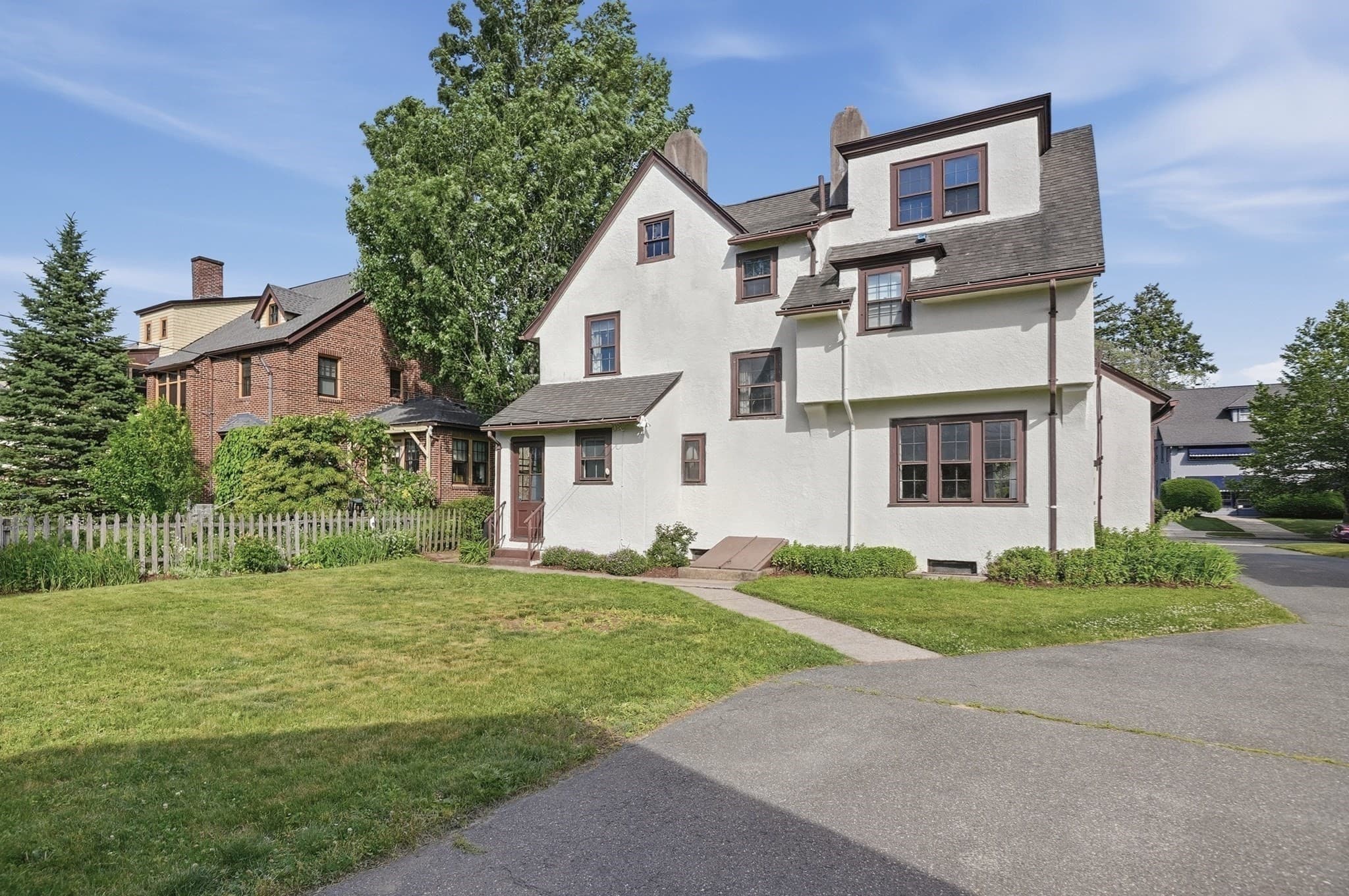 Single Family Residence at 38 Oxford Street, Springfield MA 01108, Springfield, photo 28 of 42