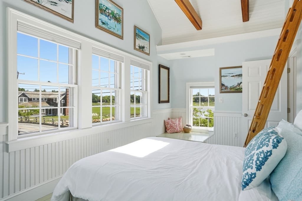 644 Washington St, Duxbury MA 02332 photo 24