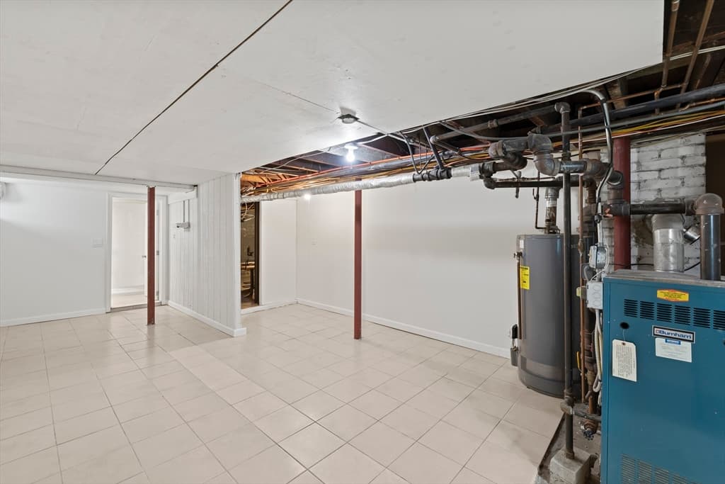 Single Family Residence at 334 Sea St, Quincy MA 02169, photo 23 of 26