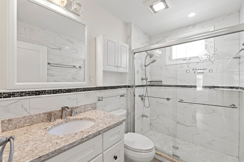 Single Family Residence at 334 Sea St, Quincy MA 02169, photo 14 of 26