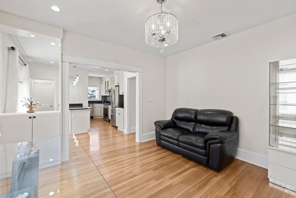Single Family Residence at 334 Sea St, Quincy MA 02169, photo 8 of 26