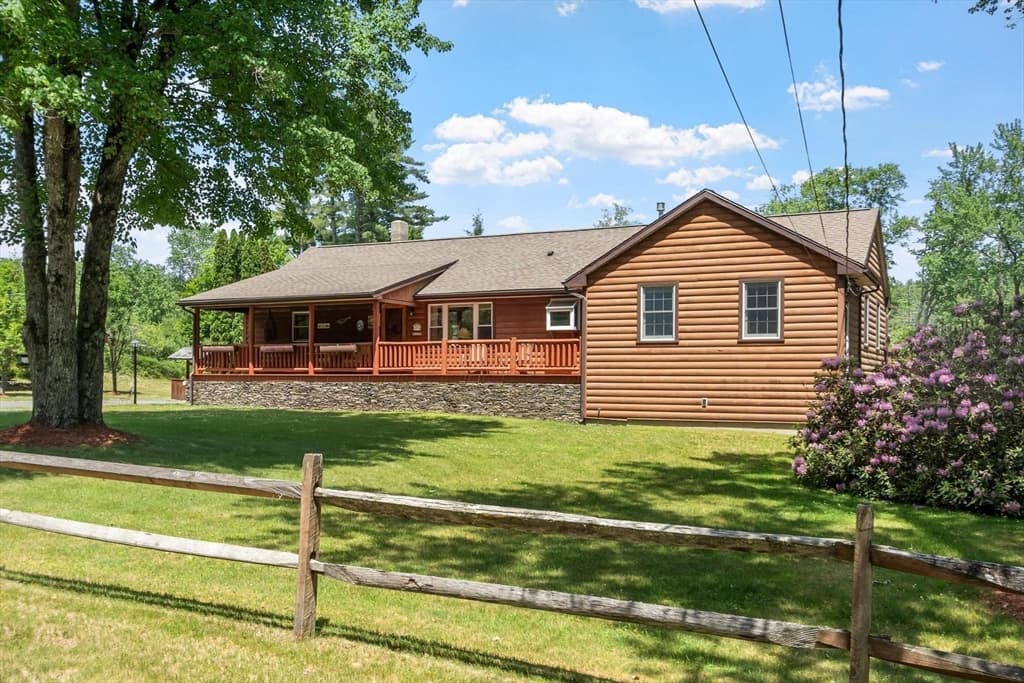 165 Hockanum Road, Warwick MA 01378