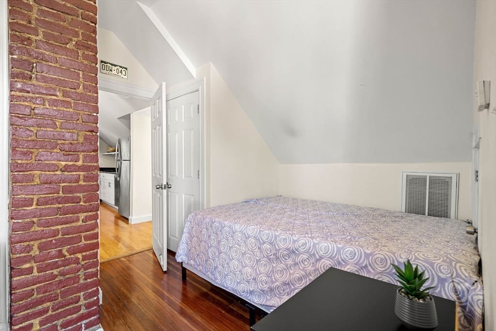 Condominium at 2512 Massachusetts Ave # 3, Cambridge MA 02140, Cambridge, photo 15 of 17