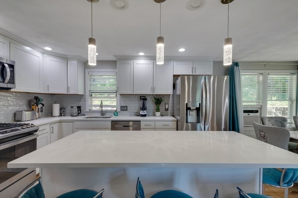 Single Family Residence at 23 Lovers Leap Ave, Lynn MA 01904, photo 12 of 30