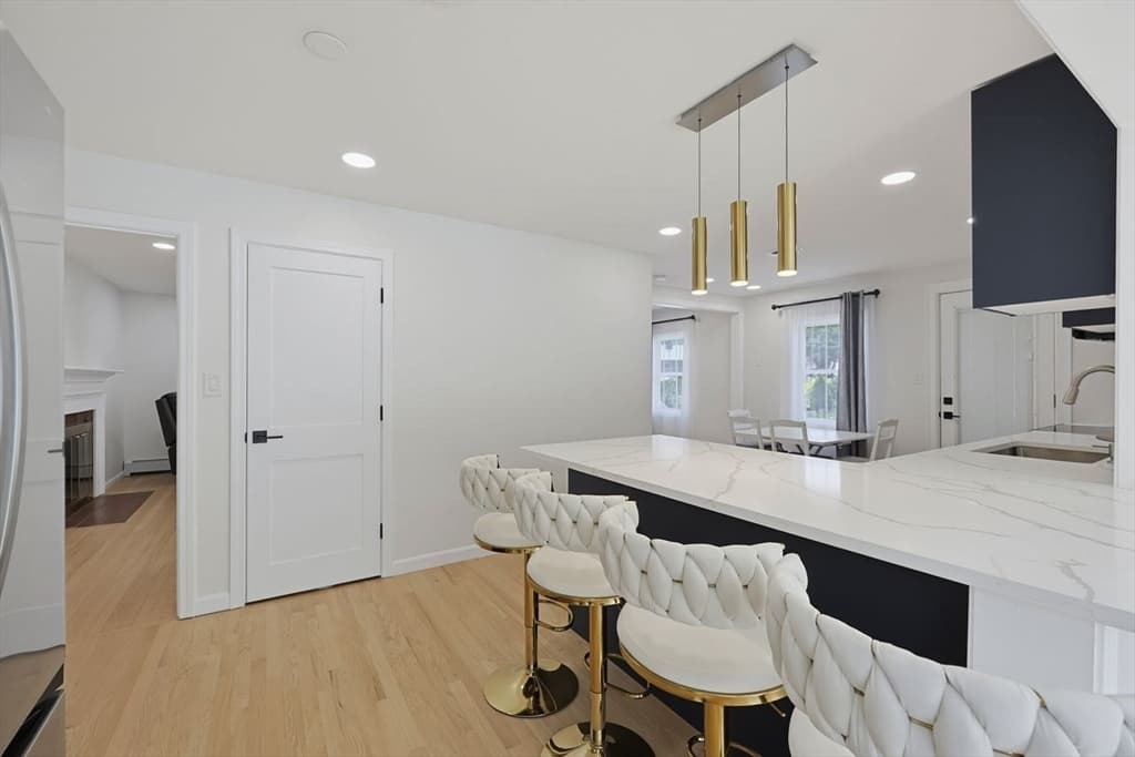 138 Tolman St, Newton MA 02465 photo 6