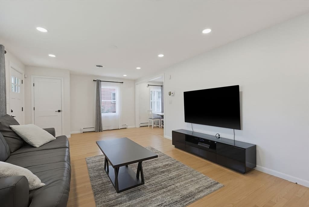 138 Tolman St, Newton MA 02465 photo 16