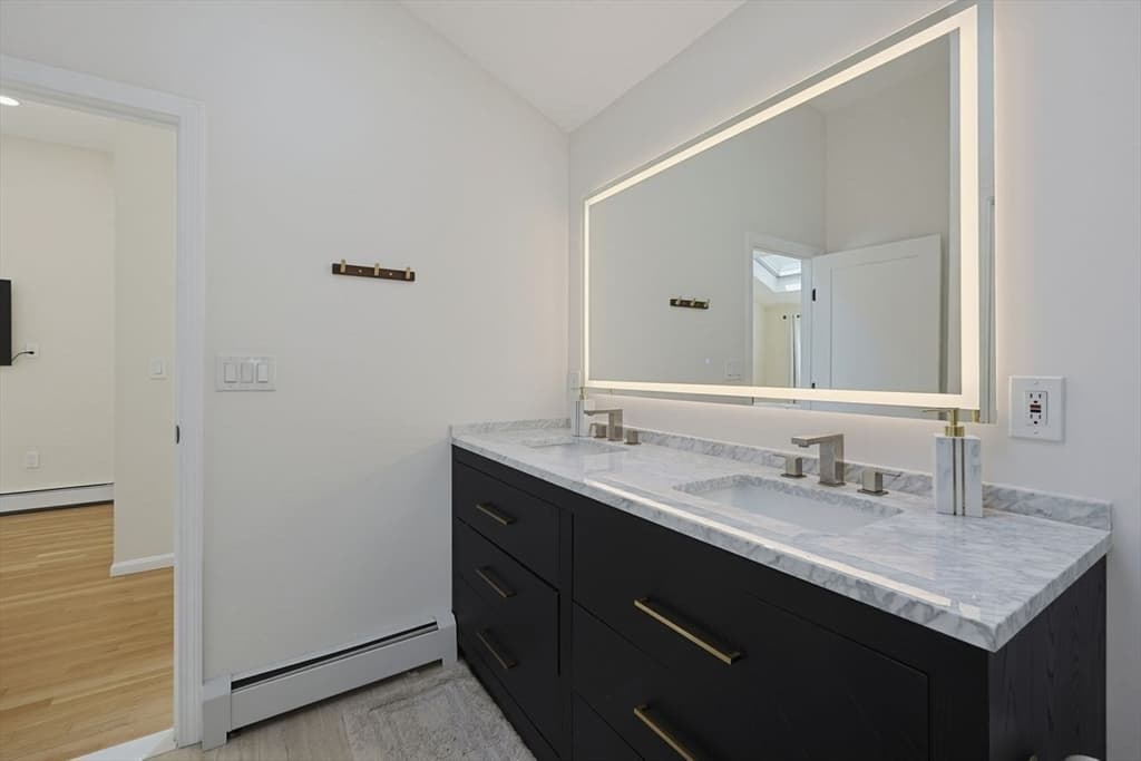 138 Tolman St, Newton MA 02465 photo 24