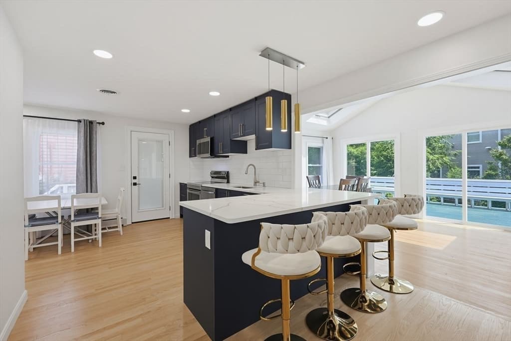 138 Tolman St, Newton MA 02465 photo 10