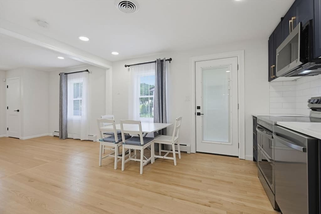 138 Tolman St, Newton MA 02465 photo 11