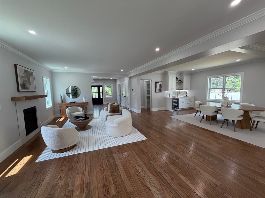 1172 Washington St, Holliston MA 01746 photo 6