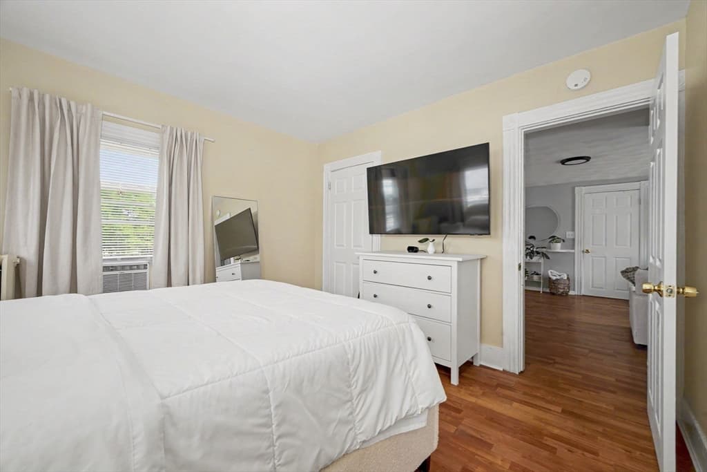 2 Family - 2 Units Side by Side at 105 Ocean View St., Winthrop MA 02152, Winthrop, photo 21 of 38