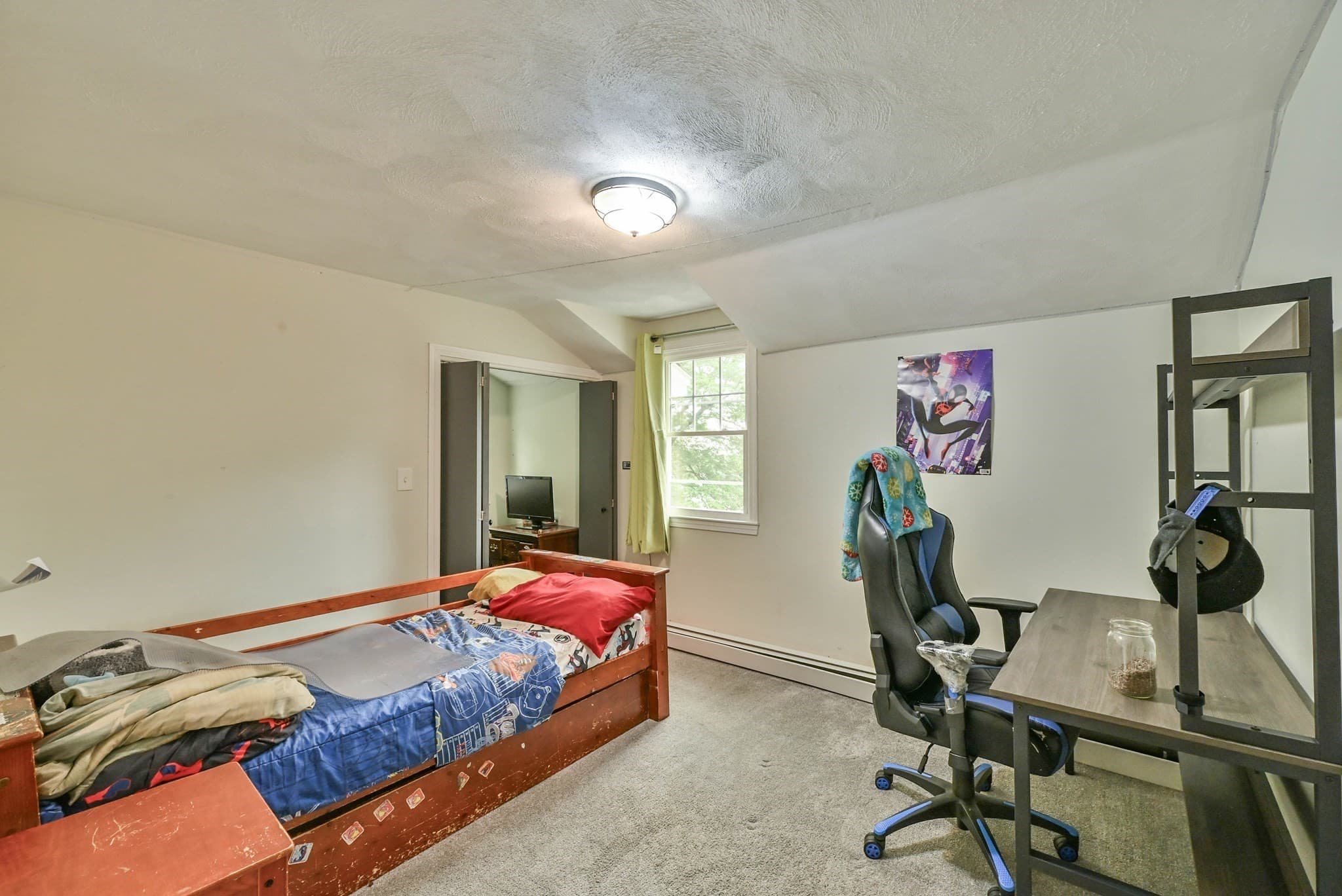Single Family Residence at 48 Central St, Auburn MA 01501, photo 24 of 27