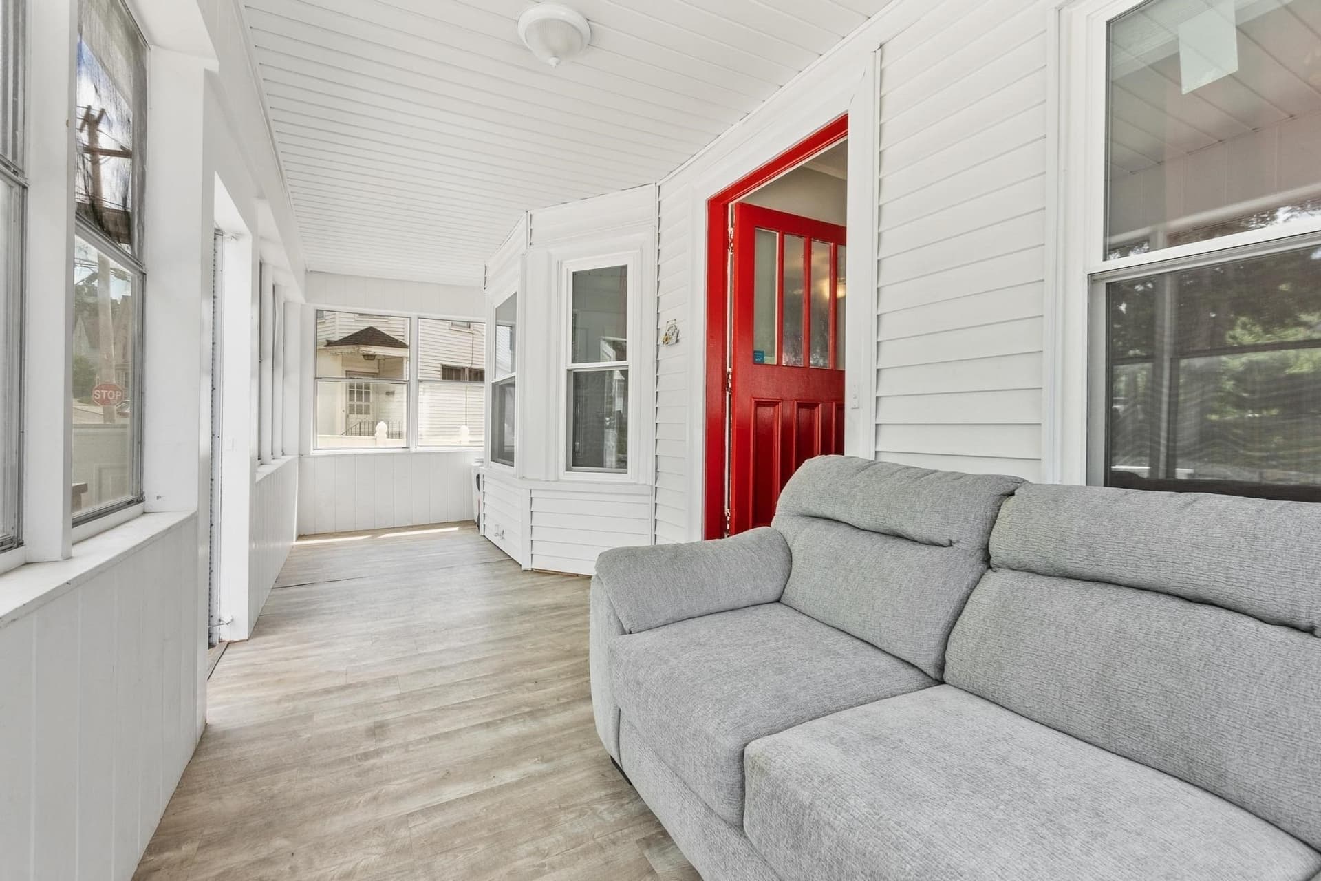 Single Family Residence at 193 Milk St, Fitchburg MA 01420, photo 6 of 30