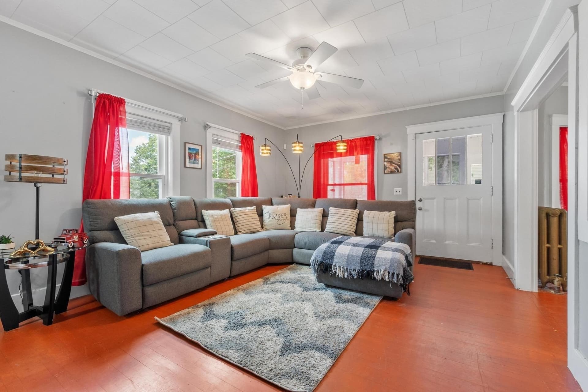 Single Family Residence at 193 Milk St, Fitchburg MA 01420, photo 12 of 30
