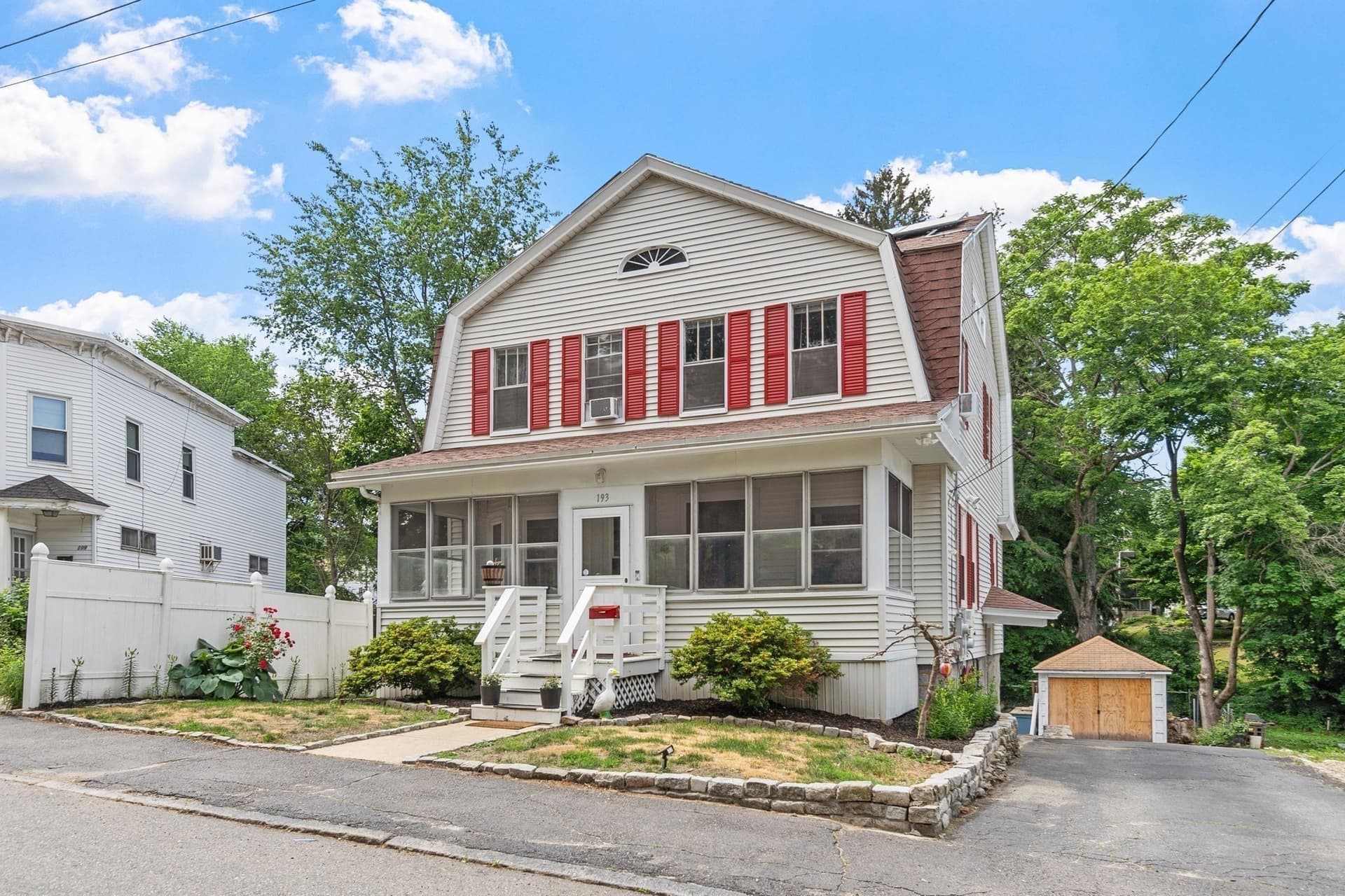 Single Family Residence at 193 Milk St, Fitchburg MA 01420, photo 4 of 30