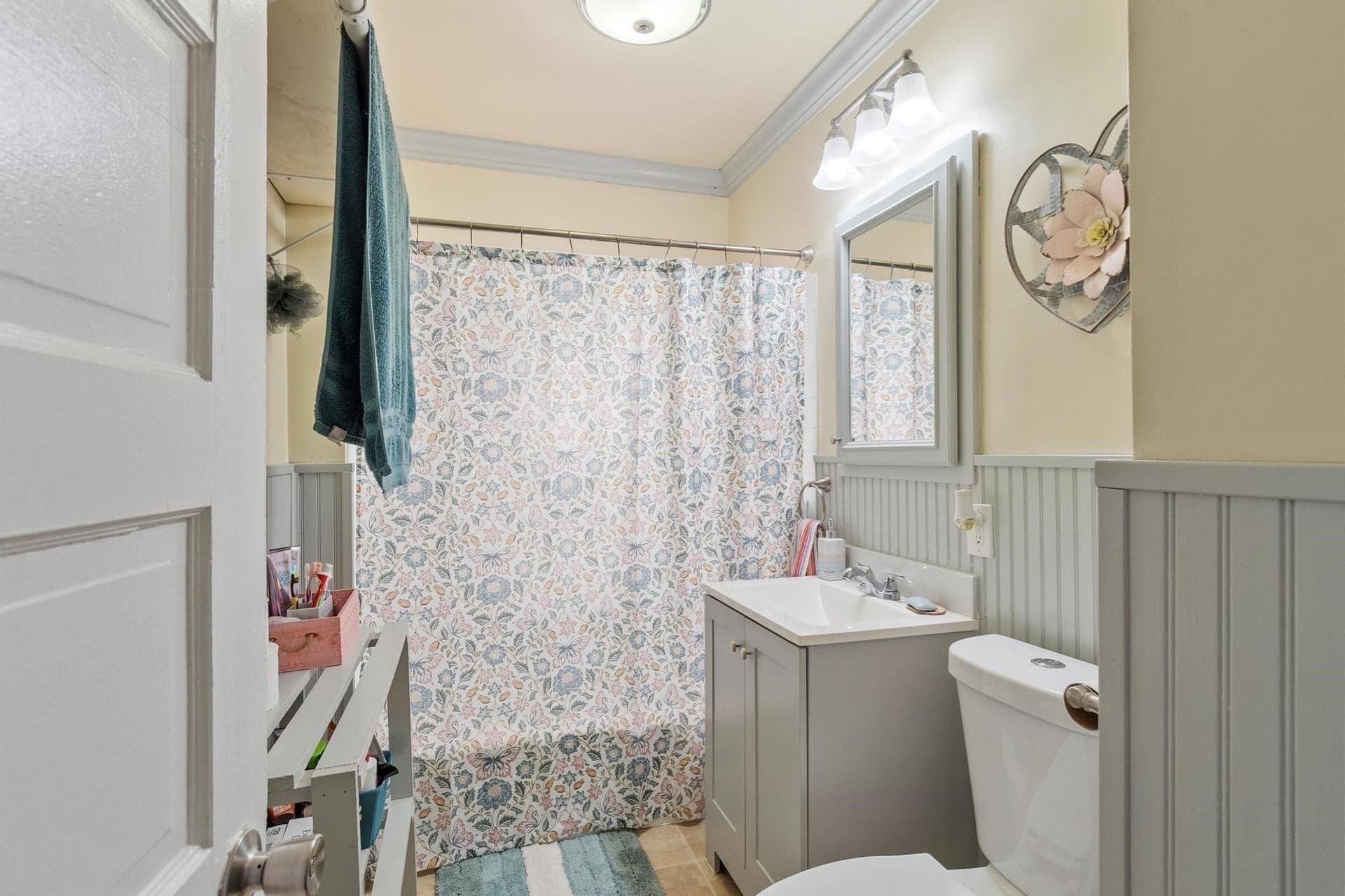 Single Family Residence at 193 Milk St, Fitchburg MA 01420, photo 25 of 30