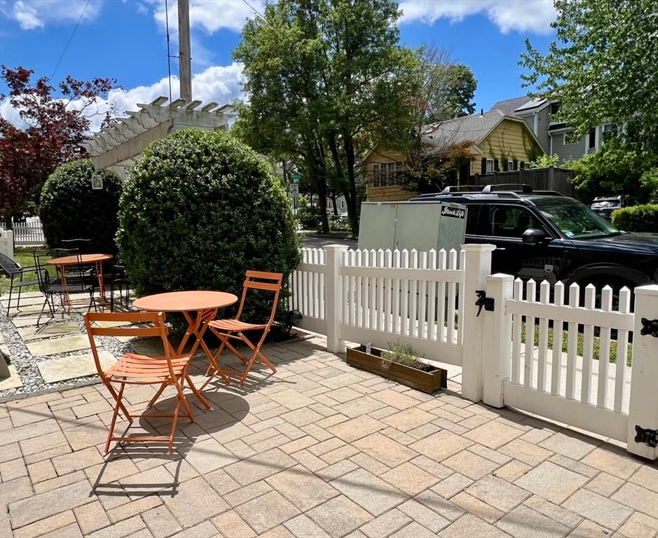 293 Huron Avenue # 2, Cambridge MA 02138 photo 19