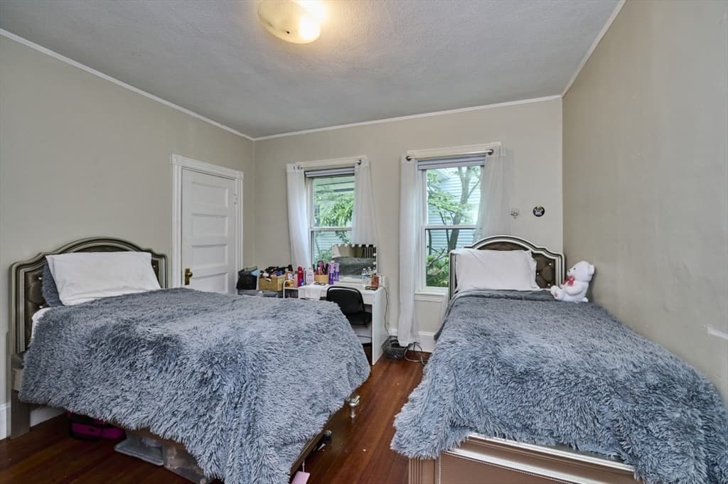 3 Family - 3 Units Up/Down at 74-76 Poplar, Boston MA 02131, Boston, photo 9 of 23