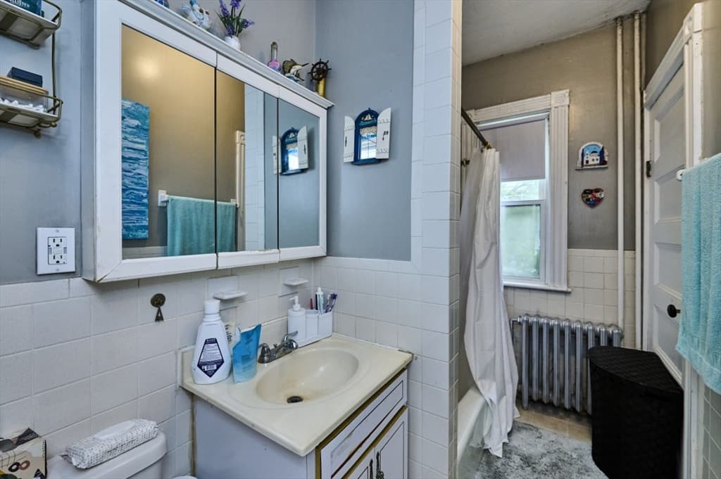 3 Family - 3 Units Up/Down at 74-76 Poplar, Boston MA 02131, Boston, photo 11 of 23