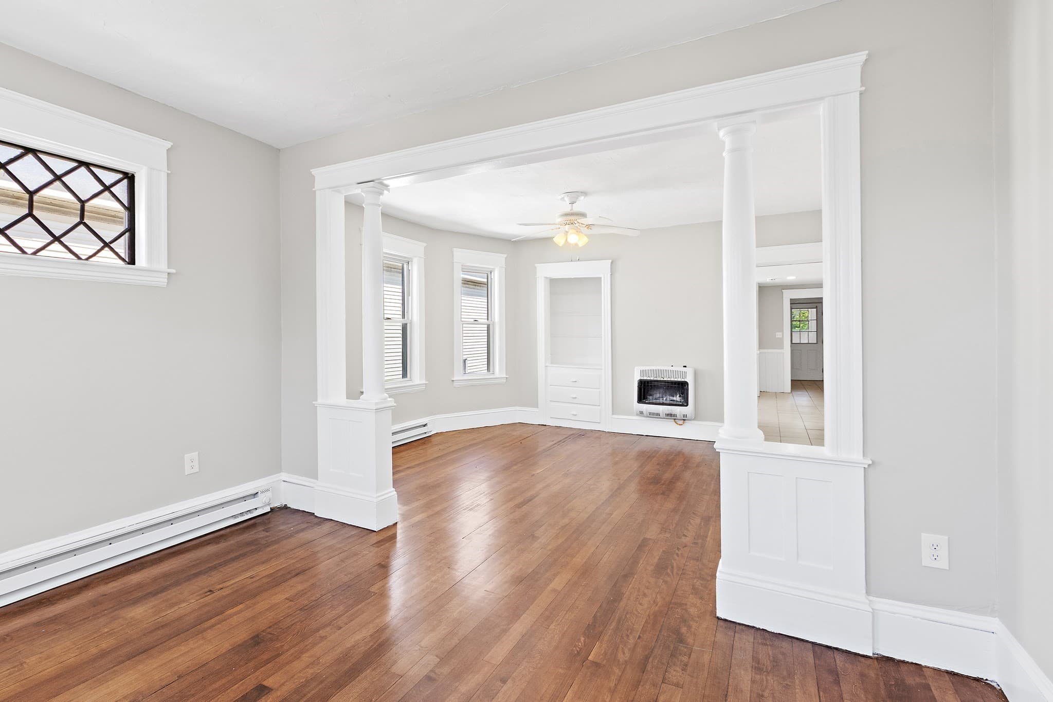 3 Family - 3 Units Up/Down at 19-21 Henchman Street, Worcester MA 01605, photo 12 of 41