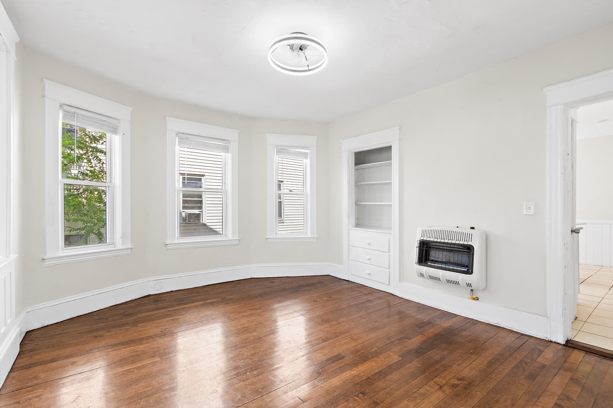 3 Family - 3 Units Up/Down at 19-21 Henchman Street, Worcester MA 01605, photo 24 of 41