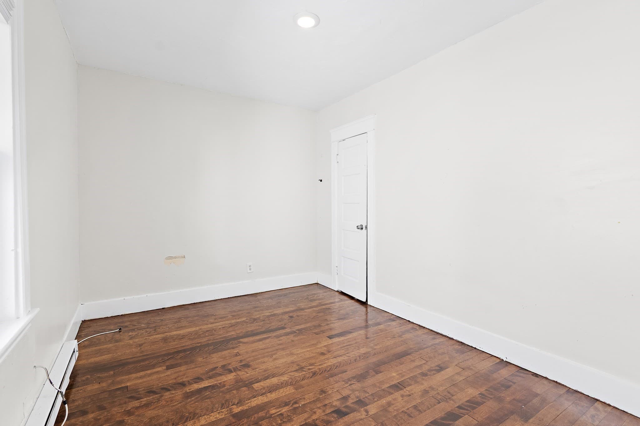 3 Family - 3 Units Up/Down at 19-21 Henchman Street, Worcester MA 01605, photo 34 of 41