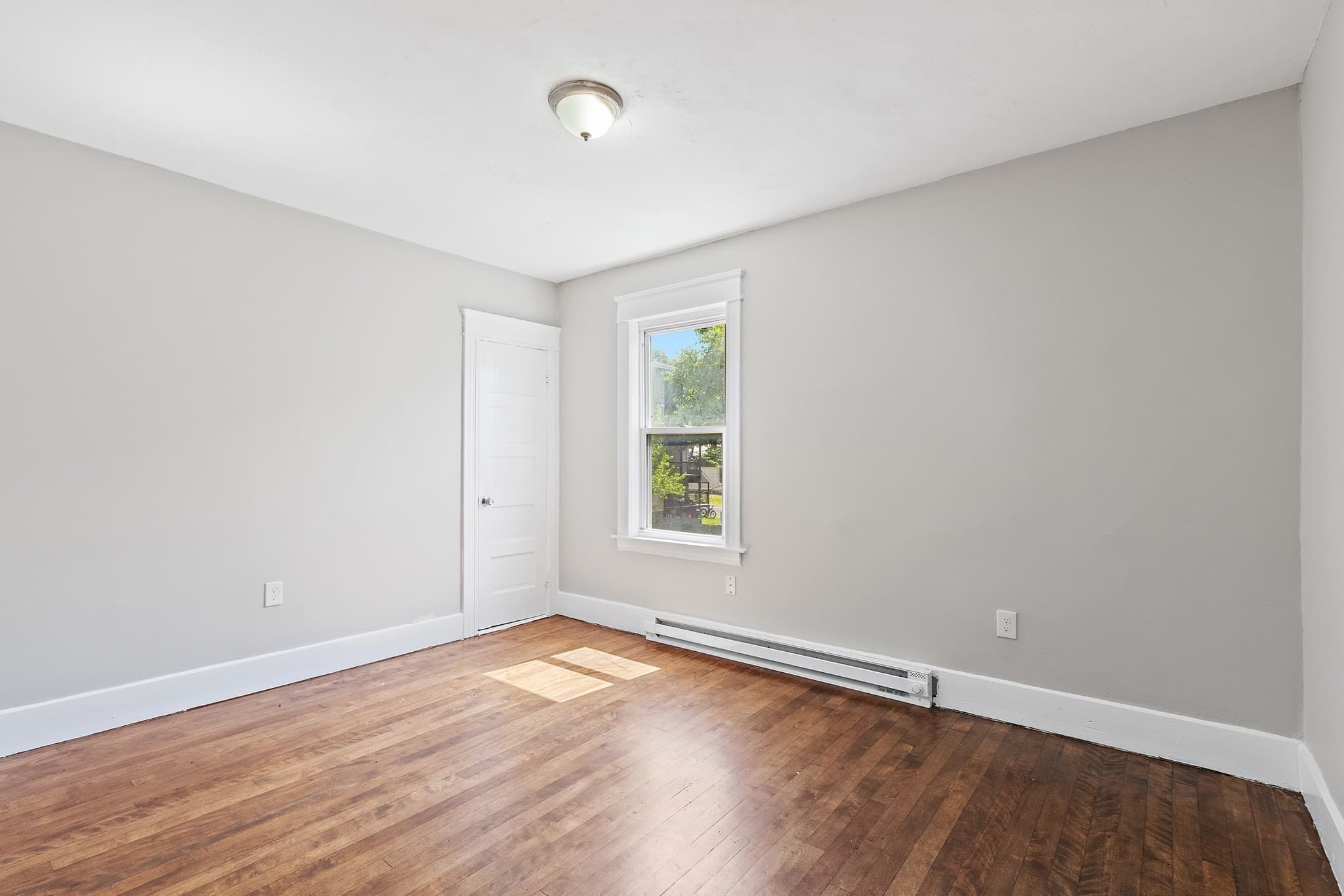 3 Family - 3 Units Up/Down at 19-21 Henchman Street, Worcester MA 01605, photo 38 of 41