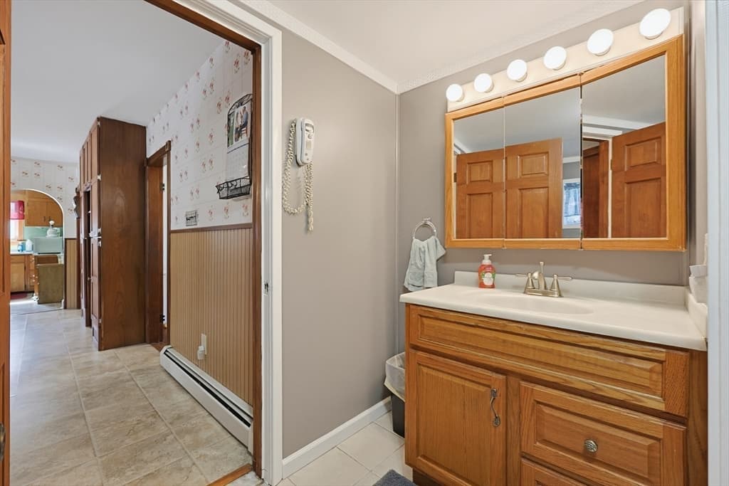 Single Family Residence at 16 Lakeview St, Blackstone MA 01504, Blackstone, photo 17 of 25