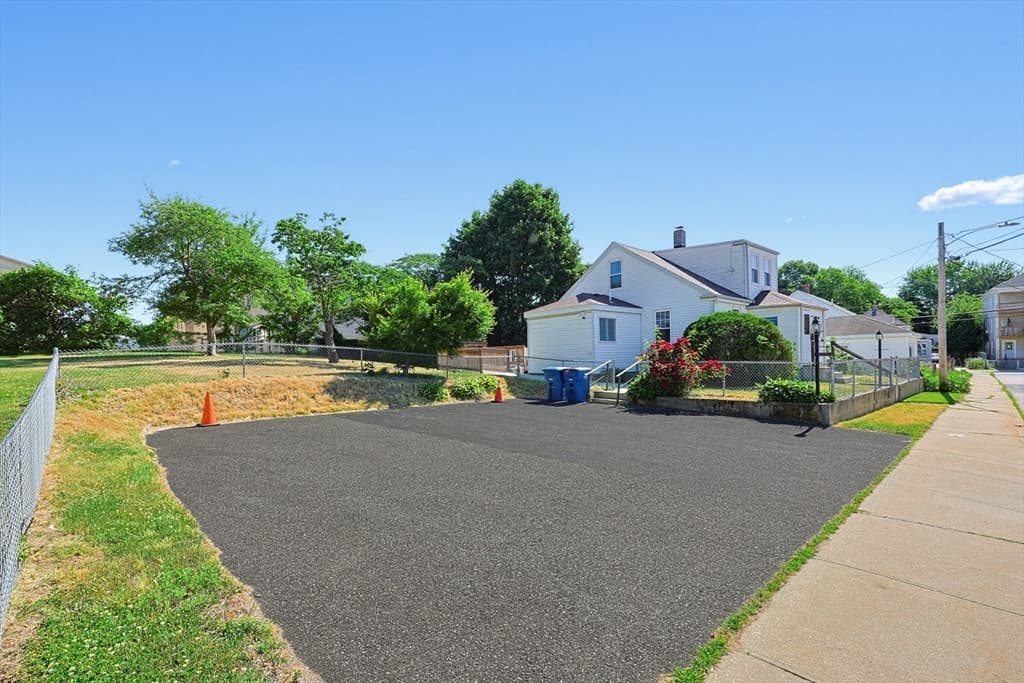 Single Family Residence at 16 Lakeview St, Blackstone MA 01504, photo 3 of 25