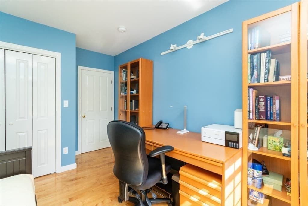 Condominium at 26 Lake Shore Ct # 1, Boston MA 02135, photo 12 of 28