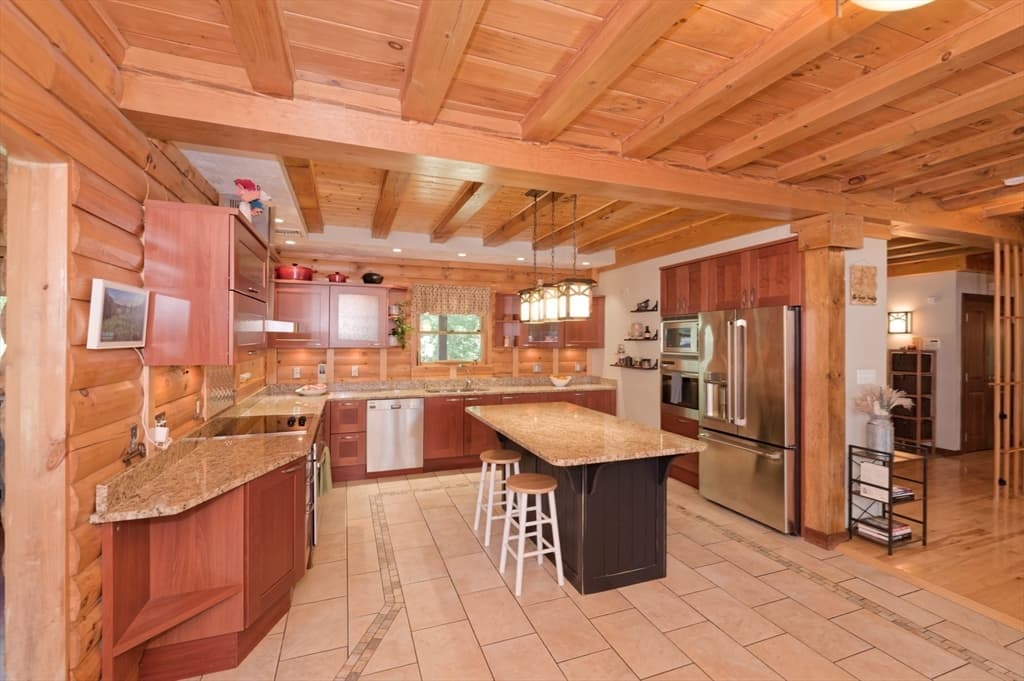 55 Breakneck Hill Rd, Southborough MA 01772 photo 11