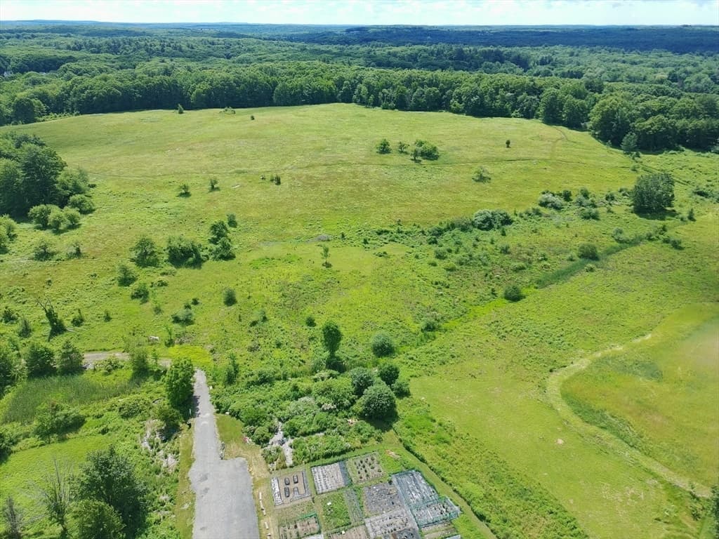 55 Breakneck Hill Rd, Southborough MA 01772 photo 39