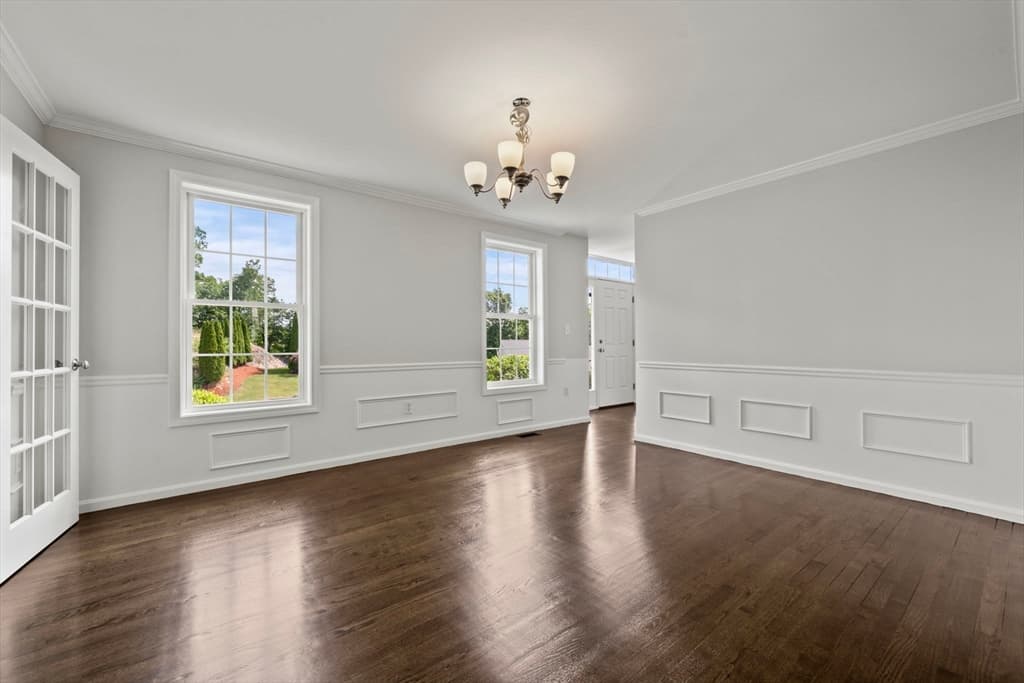 8 Woods Hill Cir, Woburn MA 01801 photo 13