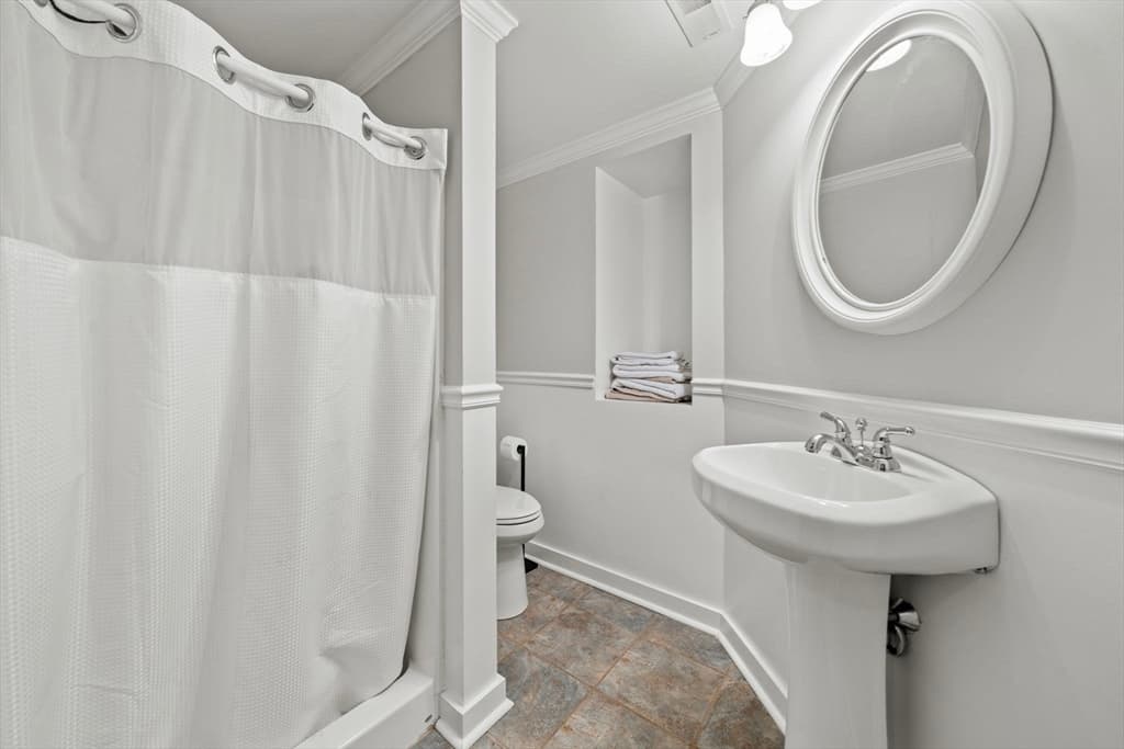 8 Woods Hill Cir, Woburn MA 01801 photo 34